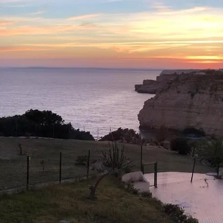 One Bedroom At Carvoeiro 50 M Away From The Beach With Sea View And Furnished Balcony カルヴォエイロ
